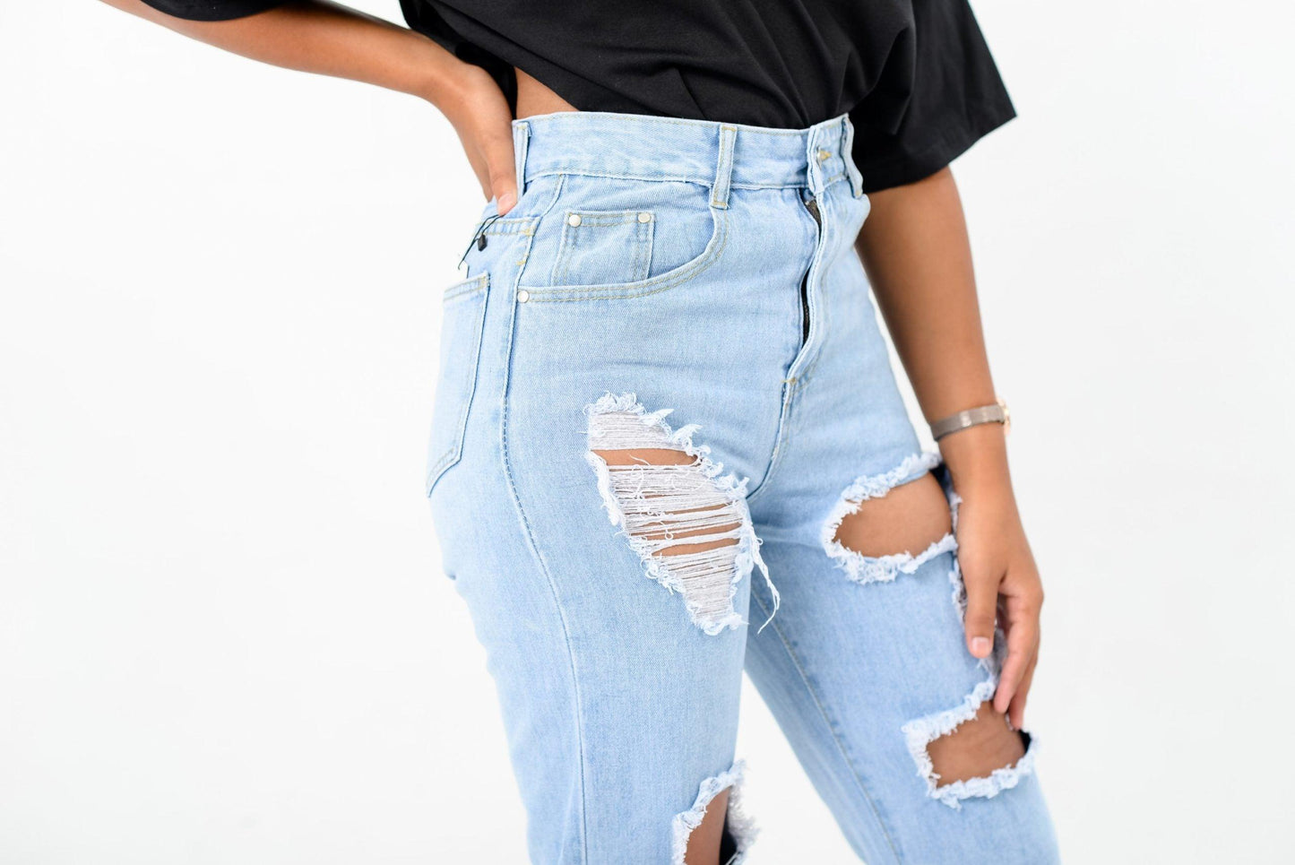 Ripped Jeans With Pocket Design ST15 - Styledd by L&M